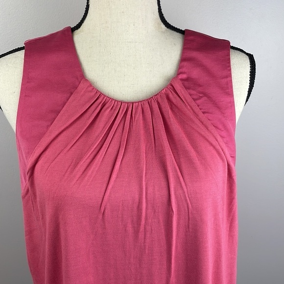 NWT Banana Republic Sleeveless Shirt SZ S Stretchy Double Layer in Front Pink - Picture 2 of 9